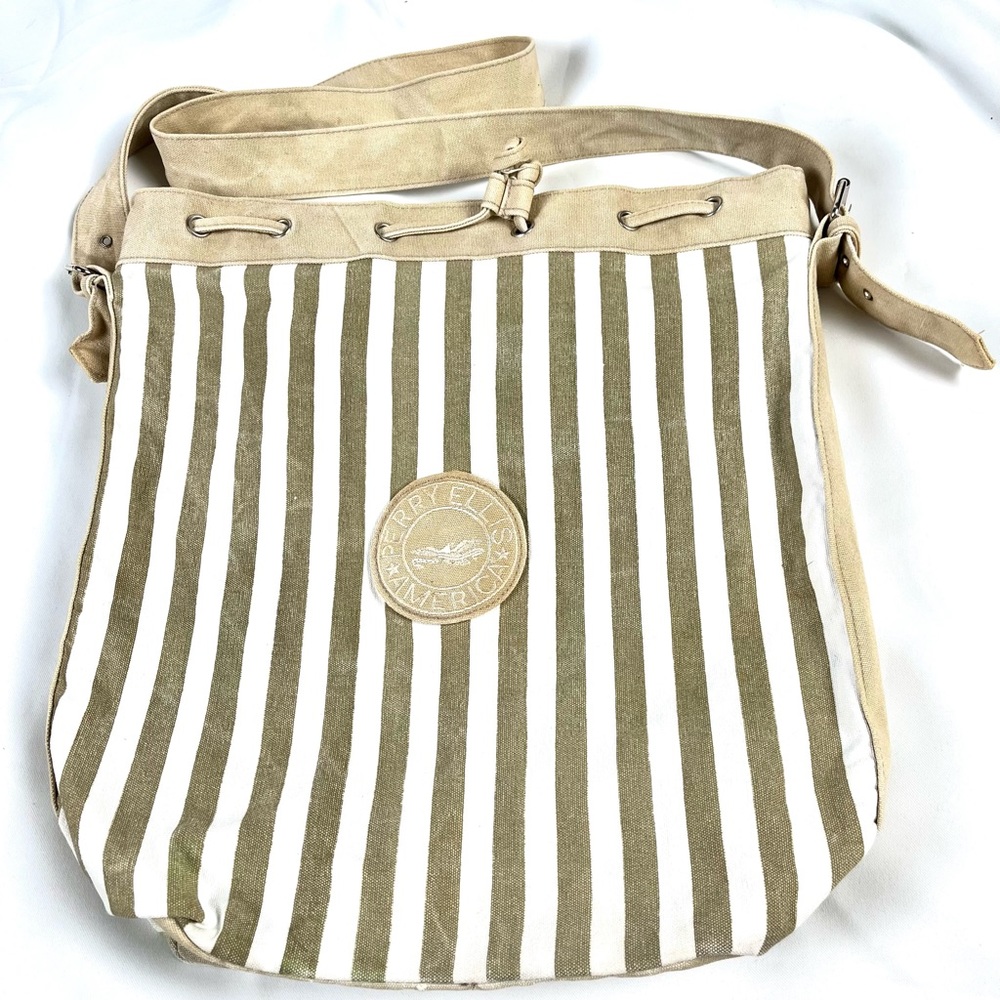 Perry Ellis American casual/beach bag